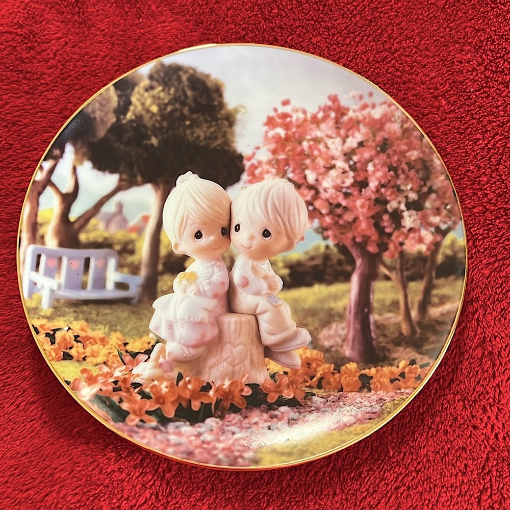 Vintage Precious Moments Love One Other 1993 Collection Plate
